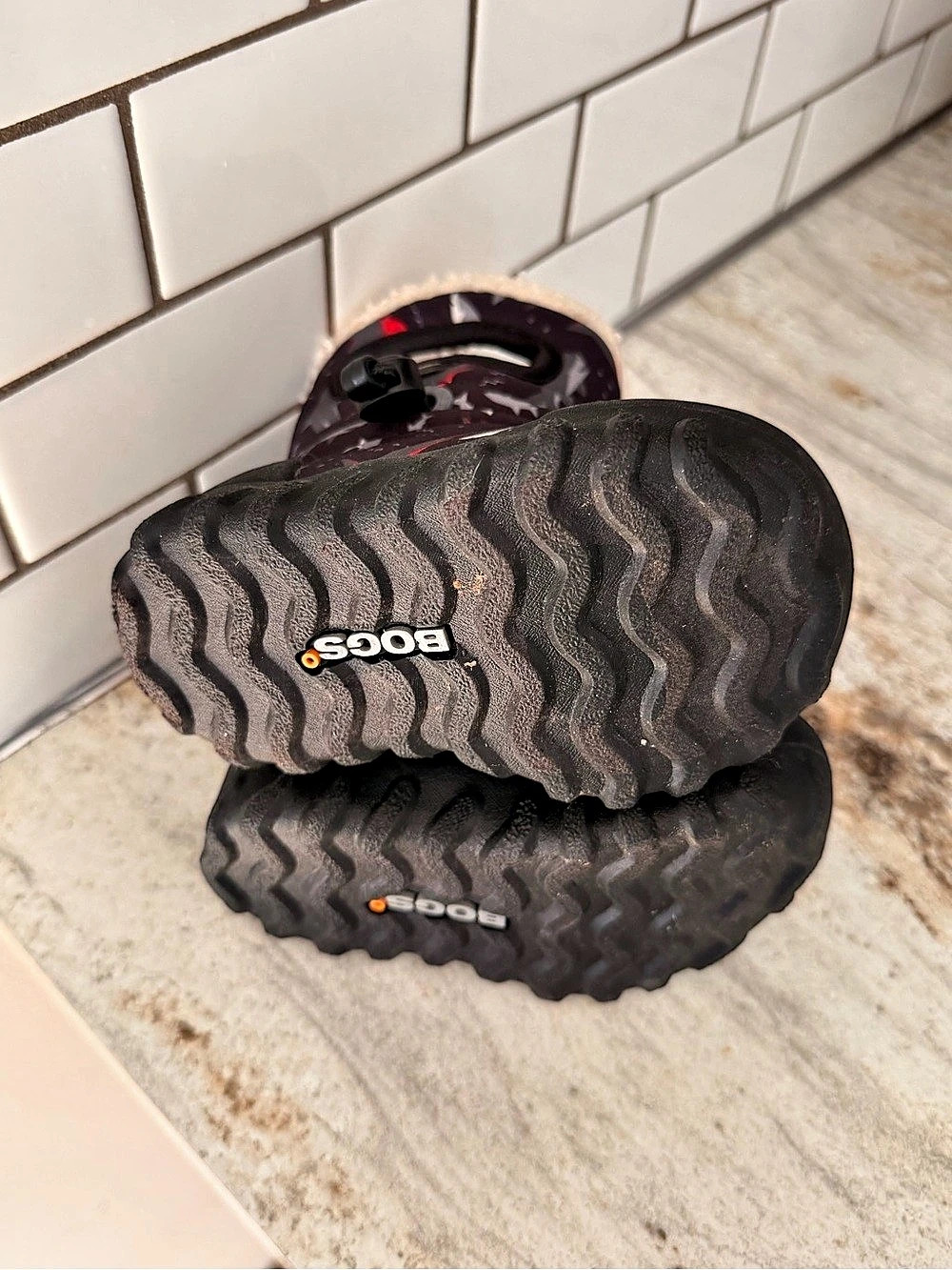 BOGS - Picture 4 of 5